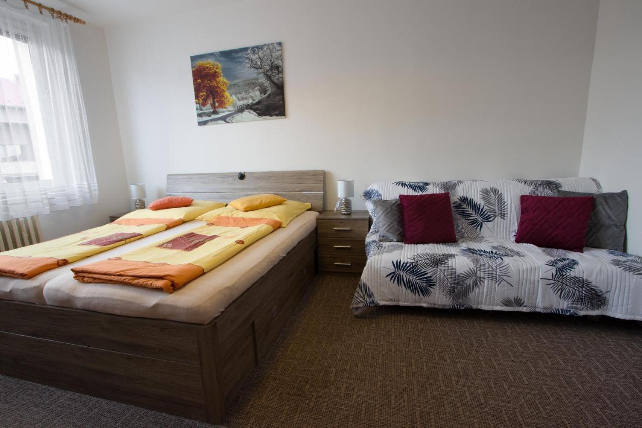 Apartman U Klinovce Kovarska Ngoại thất bức ảnh